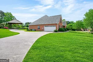 3057 Biltmore Woods Dr, Buford, GA 30519 - Photo 1