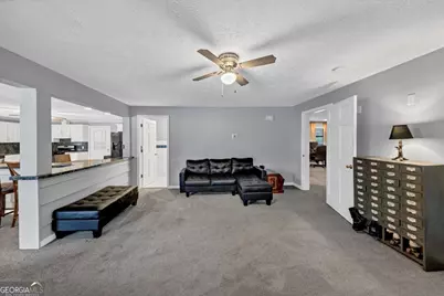 6071 N Main Street SE, Acworth, GA 30101 - Photo 7