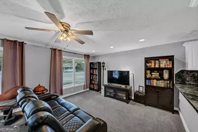 6071 N Main Street SE, Acworth, GA 30101 - Photo 19