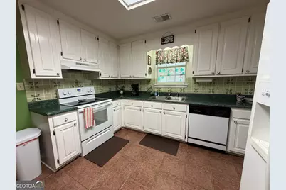 202 Kingswood Drive, Dublin, GA 31021 - Photo 15