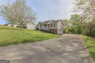 489 Misty Ridge Ln, Ringgold, GA 30736 - Photo 3
