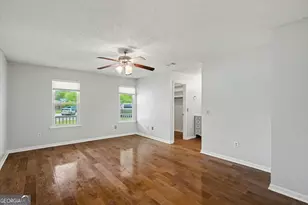 762 Robin Hood Dr, Hinesville, GA 31313 - Photo 15