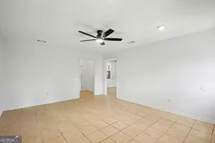 761 Robin Hood Dr, Hinesville, GA 31313 - Photo 5