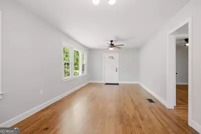 2274 Carey Drive SE, Atlanta, GA 30315 - Photo 5