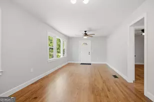 2274 Carey Dr SE, Atlanta, GA 30315 - Photo 5