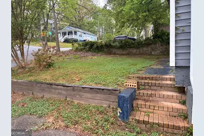 2387 Saint James Drive NW, Atlanta, GA 30318 - Photo 3
