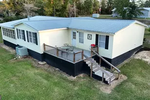 2772 Parkside Dr, Donalsonville, GA 39845 - Photo 5