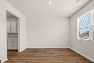 110 Melrose Ct, Jefferson, GA 30549 - Photo 3