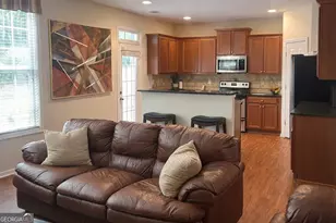 5570 Chatham Cir NW, Norcross, GA 30071 - Photo 9