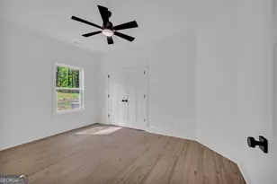 181 Lake Club Dr, Lavonia, GA 30553 - Photo 13