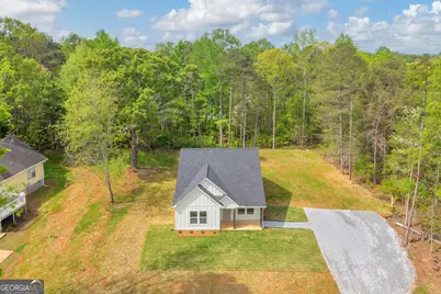 181 Lake Club Drive, Lavonia, GA 30553 - Photo 1