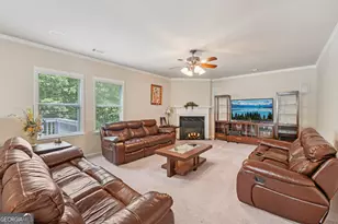 6108 Pierless Ave, Sugar Hill, GA 30518 - Photo 9