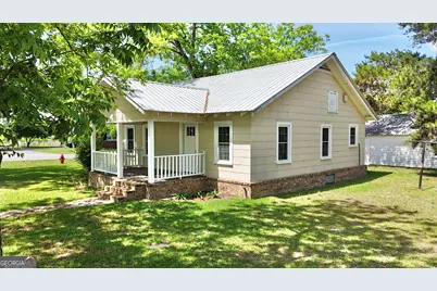 614 S Tillman Street, Glennville, GA 30427 - Photo 1