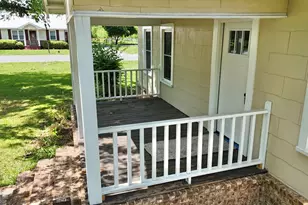 614 S Tillman St, Glennville, GA 30427 - Photo 5