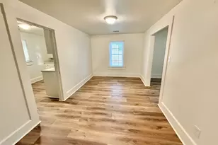 614 S Tillman St, Glennville, GA 30427 - Photo 9