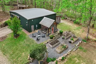 1003 Gray Girls Rd, Senoia, GA 30276 - Photo 3