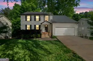 7164 Hazelwood Dr, Jonesboro, GA 30236 - Photo 3