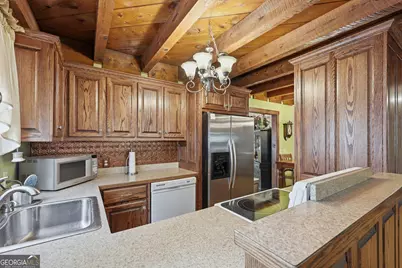 3627 Griffin Drive, Gainesville, GA 30506 - Photo 5