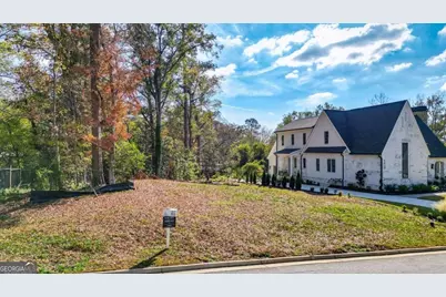 4416 Lakeview Court, Acworth, GA 30101 - Photo 3