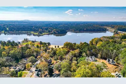 4416 Lakeview Court, Acworth, GA 30101 - Photo 5