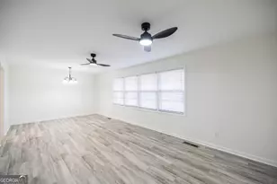 104 Mary Ln, Warner Robins, GA 31088 - Photo 9