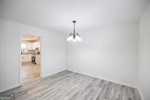 104 Mary Ln, Warner Robins, GA 31088 - Photo 11