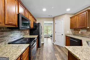 110 Brook Run, Senoia, GA 30276 - Photo 9