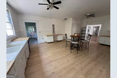 210 E Church Street, Sandersville, GA 31082 - Photo 11