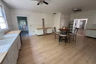210 E Church St, Sandersville, GA 31082 - Photo 11