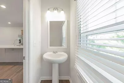 3625 Hawthorne Terrace, Atlanta, GA 30337 - Photo 13