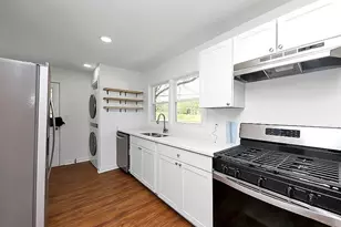 221 Napoleon Dr SW, Atlanta, GA 30314 - Photo 7