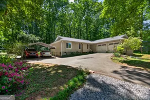 300 Cumberland Dr, Lagrange, GA 30240 - Photo 3