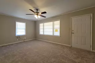 268 Elks St, Winder, GA 30680 - Photo 3