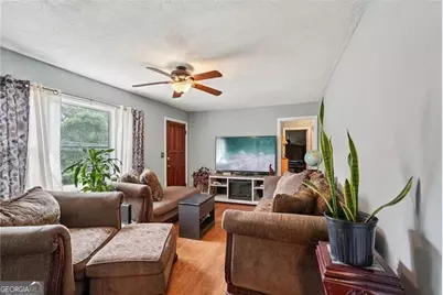 6300 Sweetbriar Drive SW, Mableton, GA 30126 - Photo 5