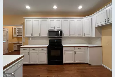 3707 Coldwater Lane, Snellville, GA 30039 - Photo 7