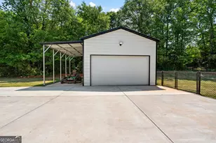 425 Dean Rd, Barnesville, GA 30204 - Photo 9
