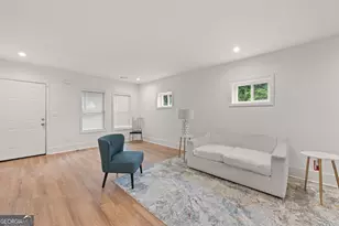 636 Francis Pl NW, Atlanta, GA 30318 - Photo 9