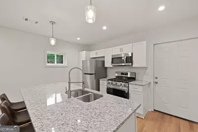 636 Francis Place NW #B, Atlanta, GA 30318 - Photo 15