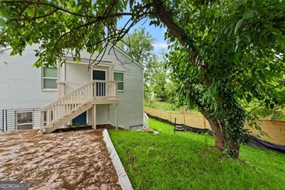 636 Francis Place NW #B, Atlanta, GA 30318 - Photo 23