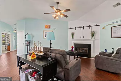 315 Winthrope Drive, Woodstock, GA 30188 - Photo 15