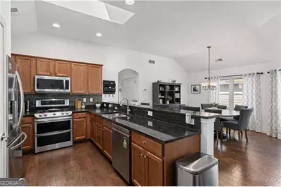 315 Winthrope Drive, Woodstock, GA 30188 - Photo 3