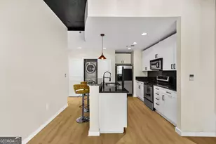 250 Pharr Rd NE, Atlanta, GA 30305 - Photo 3