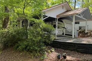 54 Candy Land Dr, Cleveland, GA 30528 - Photo 3