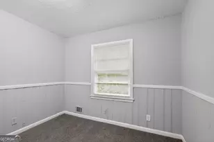 2416 Meadow Park Dr SW, Atlanta, GA 30315 - Photo 17