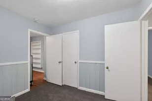 2416 Meadow Park Dr SW, Atlanta, GA 30315 - Photo 11