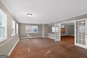523 Barbashela Cir, Stone Mountain, GA 30088 - Photo 9