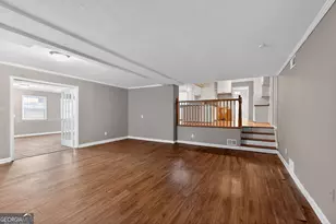 523 Barbashela Cir, Stone Mountain, GA 30088 - Photo 7