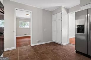 4150 Indian Lake Circle, Stone Mountain, GA 30083 - Photo 11