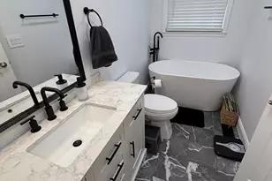 168 Crest Dr, Cochran, GA 31014 - Photo 25