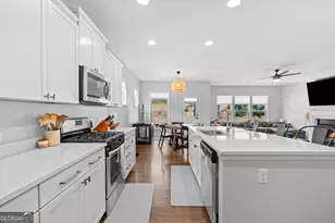 202 Roundwood Way, Peachtree City, GA 30269 - Photo 5